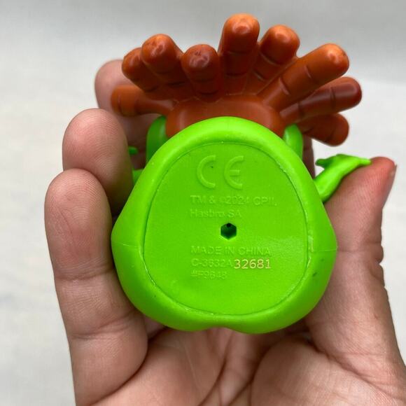 Ghostbuster Frozen Empire Ecto Collection Slimer Hot Dogs Vinyl Figure 2.5" - Picture 3 of 3